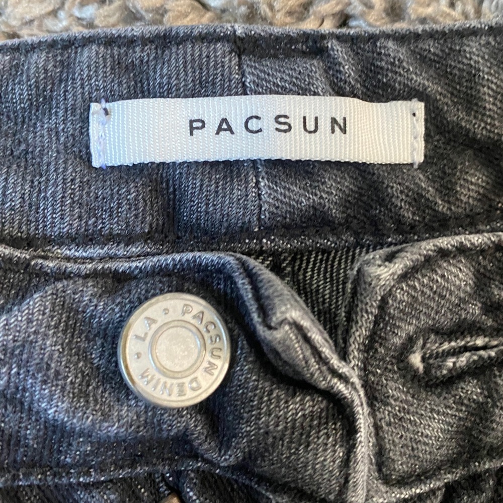 Pacsun 90’s Jogger Jeans - Picture 3 of 6